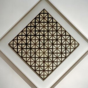 Compositie met Grijze Lijnen
